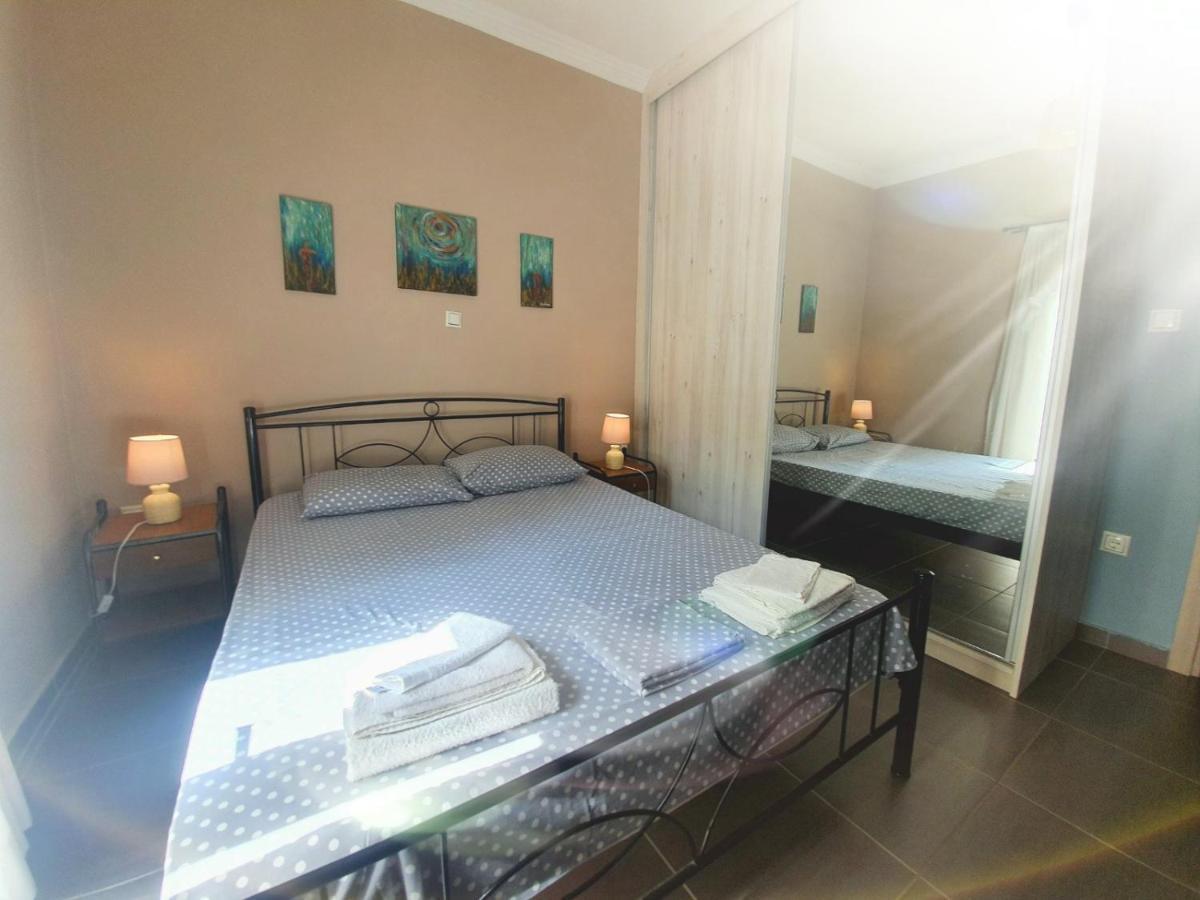 אתונה Ilias' Cosy And Relaxing Apartment מראה חיצוני תמונה