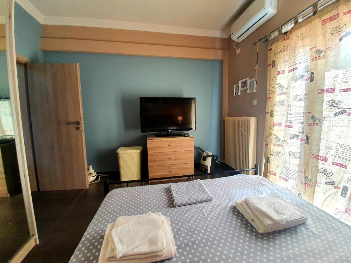 אתונה Ilias' Cosy And Relaxing Apartment מראה חיצוני תמונה